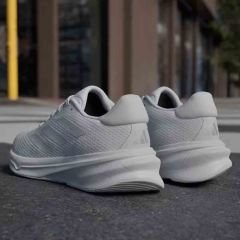 Adidas Supernova Stride  Kadın Koşu Ayakkabısı 38  2/3 - Beyaz