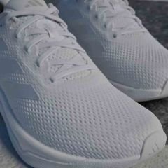 Adidas Supernova Stride  Kadın Koşu Ayakkabısı 38  2/3 - Beyaz